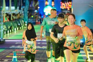 BIB: 13720, 132, 13105
                            <button type="button" onclick="openModal(28209838)" class="btn btn-primary btn-sm float-right btn-popup" data-toggle="modal" data-target=".modal-high-quality">
                        <i class="fas fa-shopping-cart"></i> Add to Cart
                    </button>
                                            <button type="button" onclick="isThisMe(28209838, true)" class="btn btn-success btn-sm float-right btn-popup btn-isme hidden" data-toggle="tooltip" data-placement="bottom" title="นี่คือรูปของคุณใช่ไหม คลิกที่นี่เพื่อเอาเข้าอัลบั้ม">
                        <i class="fas fa-plus"></i> Add to album
                    </button>
                    <button type="button" onclick="isThisMe(28209838, false)" class="btn btn-warning btn-sm float-right btn-popup btn-isnotme hidden">
                        <i class="fas fa-ban"></i> Remove from album
                    </button>