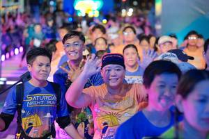 BIB: 325
                            <button type="button" onclick="openModal(28211134)" class="btn btn-primary btn-sm float-right btn-popup" data-toggle="modal" data-target=".modal-high-quality">
                        <i class="fas fa-shopping-cart"></i> Add to Cart
                    </button>
                                            <button type="button" onclick="isThisMe(28211134, true)" class="btn btn-success btn-sm float-right btn-popup btn-isme hidden" data-toggle="tooltip" data-placement="bottom" title="นี่คือรูปของคุณใช่ไหม คลิกที่นี่เพื่อเอาเข้าอัลบั้ม">
                        <i class="fas fa-plus"></i> Add to album
                    </button>
                    <button type="button" onclick="isThisMe(28211134, false)" class="btn btn-warning btn-sm float-right btn-popup btn-isnotme hidden">
                        <i class="fas fa-ban"></i> Remove from album
                    </button>