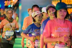BIB: 13077, 131
                            <button type="button" onclick="openModal(28210511)" class="btn btn-primary btn-sm float-right btn-popup" data-toggle="modal" data-target=".modal-high-quality">
                        <i class="fas fa-shopping-cart"></i> Add to Cart
                    </button>
                                            <button type="button" onclick="isThisMe(28210511, true)" class="btn btn-success btn-sm float-right btn-popup btn-isme hidden" data-toggle="tooltip" data-placement="bottom" title="นี่คือรูปของคุณใช่ไหม คลิกที่นี่เพื่อเอาเข้าอัลบั้ม">
                        <i class="fas fa-plus"></i> Add to album
                    </button>
                    <button type="button" onclick="isThisMe(28210511, false)" class="btn btn-warning btn-sm float-right btn-popup btn-isnotme hidden">
                        <i class="fas fa-ban"></i> Remove from album
                    </button>