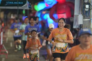 BIB: 75022, 15164
                            <button type="button" onclick="openModal(28178209)" class="btn btn-primary btn-sm float-right btn-popup" data-toggle="modal" data-target=".modal-high-quality">
                        <i class="fas fa-shopping-cart"></i> Add to Cart
                    </button>
                                            <button type="button" onclick="isThisMe(28178209, true)" class="btn btn-success btn-sm float-right btn-popup btn-isme hidden" data-toggle="tooltip" data-placement="bottom" title="นี่คือรูปของคุณใช่ไหม คลิกที่นี่เพื่อเอาเข้าอัลบั้ม">
                        <i class="fas fa-plus"></i> Add to album
                    </button>
                    <button type="button" onclick="isThisMe(28178209, false)" class="btn btn-warning btn-sm float-right btn-popup btn-isnotme hidden">
                        <i class="fas fa-ban"></i> Remove from album
                    </button>