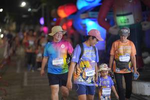 BIB: 13012, 13967, 13597, 13003
                            <button type="button" onclick="openModal(28180613)" class="btn btn-primary btn-sm float-right btn-popup" data-toggle="modal" data-target=".modal-high-quality">
                        <i class="fas fa-shopping-cart"></i> Add to Cart
                    </button>
                                            <button type="button" onclick="isThisMe(28180613, true)" class="btn btn-success btn-sm float-right btn-popup btn-isme hidden" data-toggle="tooltip" data-placement="bottom" title="นี่คือรูปของคุณใช่ไหม คลิกที่นี่เพื่อเอาเข้าอัลบั้ม">
                        <i class="fas fa-plus"></i> Add to album
                    </button>
                    <button type="button" onclick="isThisMe(28180613, false)" class="btn btn-warning btn-sm float-right btn-popup btn-isnotme hidden">
                        <i class="fas fa-ban"></i> Remove from album
                    </button>