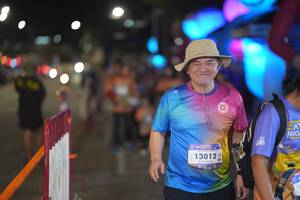 BIB: 13012
                            <button type="button" onclick="openModal(28180615)" class="btn btn-primary btn-sm float-right btn-popup" data-toggle="modal" data-target=".modal-high-quality">
                        <i class="fas fa-shopping-cart"></i> Add to Cart
                    </button>
                                            <button type="button" onclick="isThisMe(28180615, true)" class="btn btn-success btn-sm float-right btn-popup btn-isme hidden" data-toggle="tooltip" data-placement="bottom" title="นี่คือรูปของคุณใช่ไหม คลิกที่นี่เพื่อเอาเข้าอัลบั้ม">
                        <i class="fas fa-plus"></i> Add to album
                    </button>
                    <button type="button" onclick="isThisMe(28180615, false)" class="btn btn-warning btn-sm float-right btn-popup btn-isnotme hidden">
                        <i class="fas fa-ban"></i> Remove from album
                    </button>