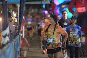 BIB: 9826, 13612, 13413
                            <button type="button" onclick="openModal(28178766)" class="btn btn-primary btn-sm float-right btn-popup" data-toggle="modal" data-target=".modal-high-quality">
                        <i class="fas fa-shopping-cart"></i> Add to Cart
                    </button>
                                            <button type="button" onclick="isThisMe(28178766, true)" class="btn btn-success btn-sm float-right btn-popup btn-isme hidden" data-toggle="tooltip" data-placement="bottom" title="นี่คือรูปของคุณใช่ไหม คลิกที่นี่เพื่อเอาเข้าอัลบั้ม">
                        <i class="fas fa-plus"></i> Add to album
                    </button>
                    <button type="button" onclick="isThisMe(28178766, false)" class="btn btn-warning btn-sm float-right btn-popup btn-isnotme hidden">
                        <i class="fas fa-ban"></i> Remove from album
                    </button>