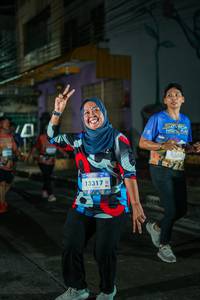 BIB: 13317
                            <button type="button" onclick="openModal(28241879)" class="btn btn-primary btn-sm float-right btn-popup" data-toggle="modal" data-target=".modal-high-quality">
                        <i class="fas fa-shopping-cart"></i> Add to Cart
                    </button>
                                            <button type="button" onclick="isThisMe(28241879, true)" class="btn btn-success btn-sm float-right btn-popup btn-isme hidden" data-toggle="tooltip" data-placement="bottom" title="นี่คือรูปของคุณใช่ไหม คลิกที่นี่เพื่อเอาเข้าอัลบั้ม">
                        <i class="fas fa-plus"></i> Add to album
                    </button>
                    <button type="button" onclick="isThisMe(28241879, false)" class="btn btn-warning btn-sm float-right btn-popup btn-isnotme hidden">
                        <i class="fas fa-ban"></i> Remove from album
                    </button>