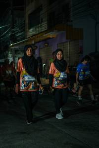 BIB: 13601, 13581
                            <button type="button" onclick="openModal(28242402)" class="btn btn-primary btn-sm float-right btn-popup" data-toggle="modal" data-target=".modal-high-quality">
                        <i class="fas fa-shopping-cart"></i> Add to Cart
                    </button>
                                            <button type="button" onclick="isThisMe(28242402, true)" class="btn btn-success btn-sm float-right btn-popup btn-isme hidden" data-toggle="tooltip" data-placement="bottom" title="นี่คือรูปของคุณใช่ไหม คลิกที่นี่เพื่อเอาเข้าอัลบั้ม">
                        <i class="fas fa-plus"></i> Add to album
                    </button>
                    <button type="button" onclick="isThisMe(28242402, false)" class="btn btn-warning btn-sm float-right btn-popup btn-isnotme hidden">
                        <i class="fas fa-ban"></i> Remove from album
                    </button>