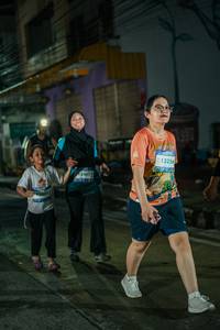 BIB: 13095, 3401, 13256
                            <button type="button" onclick="openModal(28241812)" class="btn btn-primary btn-sm float-right btn-popup" data-toggle="modal" data-target=".modal-high-quality">
                        <i class="fas fa-shopping-cart"></i> Add to Cart
                    </button>
                                            <button type="button" onclick="isThisMe(28241812, true)" class="btn btn-success btn-sm float-right btn-popup btn-isme hidden" data-toggle="tooltip" data-placement="bottom" title="นี่คือรูปของคุณใช่ไหม คลิกที่นี่เพื่อเอาเข้าอัลบั้ม">
                        <i class="fas fa-plus"></i> Add to album
                    </button>
                    <button type="button" onclick="isThisMe(28241812, false)" class="btn btn-warning btn-sm float-right btn-popup btn-isnotme hidden">
                        <i class="fas fa-ban"></i> Remove from album
                    </button>