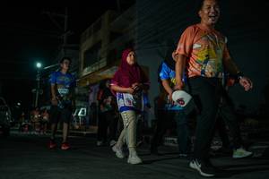 BIB: 
                            <button type="button" onclick="openModal(28242586)" class="btn btn-primary btn-sm float-right btn-popup" data-toggle="modal" data-target=".modal-high-quality">
                        <i class="fas fa-shopping-cart"></i> Add to Cart
                    </button>
                                            <button type="button" onclick="isThisMe(28242586, true)" class="btn btn-success btn-sm float-right btn-popup btn-isme hidden" data-toggle="tooltip" data-placement="bottom" title="นี่คือรูปของคุณใช่ไหม คลิกที่นี่เพื่อเอาเข้าอัลบั้ม">
                        <i class="fas fa-plus"></i> Add to album
                    </button>
                    <button type="button" onclick="isThisMe(28242586, false)" class="btn btn-warning btn-sm float-right btn-popup btn-isnotme hidden">
                        <i class="fas fa-ban"></i> Remove from album
                    </button>