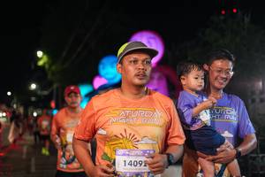 BIB: 14092
                            <button type="button" onclick="openModal(28191996)" class="btn btn-primary btn-sm float-right btn-popup" data-toggle="modal" data-target=".modal-high-quality">
                        <i class="fas fa-shopping-cart"></i> Add to Cart
                    </button>
                                            <button type="button" onclick="isThisMe(28191996, true)" class="btn btn-success btn-sm float-right btn-popup btn-isme hidden" data-toggle="tooltip" data-placement="bottom" title="นี่คือรูปของคุณใช่ไหม คลิกที่นี่เพื่อเอาเข้าอัลบั้ม">
                        <i class="fas fa-plus"></i> Add to album
                    </button>
                    <button type="button" onclick="isThisMe(28191996, false)" class="btn btn-warning btn-sm float-right btn-popup btn-isnotme hidden">
                        <i class="fas fa-ban"></i> Remove from album
                    </button>