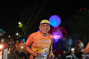 BIB: 13907
                            <button type="button" onclick="openModal(28191800)" class="btn btn-primary btn-sm float-right btn-popup" data-toggle="modal" data-target=".modal-high-quality">
                        <i class="fas fa-shopping-cart"></i> Add to Cart
                    </button>
                                            <button type="button" onclick="isThisMe(28191800, true)" class="btn btn-success btn-sm float-right btn-popup btn-isme hidden" data-toggle="tooltip" data-placement="bottom" title="นี่คือรูปของคุณใช่ไหม คลิกที่นี่เพื่อเอาเข้าอัลบั้ม">
                        <i class="fas fa-plus"></i> Add to album
                    </button>
                    <button type="button" onclick="isThisMe(28191800, false)" class="btn btn-warning btn-sm float-right btn-popup btn-isnotme hidden">
                        <i class="fas fa-ban"></i> Remove from album
                    </button>