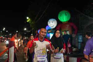 BIB: 14009, 4365
                            <button type="button" onclick="openModal(28182773)" class="btn btn-primary btn-sm float-right btn-popup" data-toggle="modal" data-target=".modal-high-quality">
                        <i class="fas fa-shopping-cart"></i> Add to Cart
                    </button>
                                            <button type="button" onclick="isThisMe(28182773, true)" class="btn btn-success btn-sm float-right btn-popup btn-isme hidden" data-toggle="tooltip" data-placement="bottom" title="นี่คือรูปของคุณใช่ไหม คลิกที่นี่เพื่อเอาเข้าอัลบั้ม">
                        <i class="fas fa-plus"></i> Add to album
                    </button>
                    <button type="button" onclick="isThisMe(28182773, false)" class="btn btn-warning btn-sm float-right btn-popup btn-isnotme hidden">
                        <i class="fas fa-ban"></i> Remove from album
                    </button>