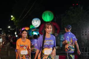 BIB: 15019, 15175
                            <button type="button" onclick="openModal(28191347)" class="btn btn-primary btn-sm float-right btn-popup" data-toggle="modal" data-target=".modal-high-quality">
                        <i class="fas fa-shopping-cart"></i> Add to Cart
                    </button>
                                            <button type="button" onclick="isThisMe(28191347, true)" class="btn btn-success btn-sm float-right btn-popup btn-isme hidden" data-toggle="tooltip" data-placement="bottom" title="นี่คือรูปของคุณใช่ไหม คลิกที่นี่เพื่อเอาเข้าอัลบั้ม">
                        <i class="fas fa-plus"></i> Add to album
                    </button>
                    <button type="button" onclick="isThisMe(28191347, false)" class="btn btn-warning btn-sm float-right btn-popup btn-isnotme hidden">
                        <i class="fas fa-ban"></i> Remove from album
                    </button>