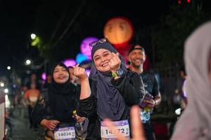 BIB: 14034, 1472
                            <button type="button" onclick="openModal(28192117)" class="btn btn-primary btn-sm float-right btn-popup" data-toggle="modal" data-target=".modal-high-quality">
                        <i class="fas fa-shopping-cart"></i> Add to Cart
                    </button>
                                            <button type="button" onclick="isThisMe(28192117, true)" class="btn btn-success btn-sm float-right btn-popup btn-isme hidden" data-toggle="tooltip" data-placement="bottom" title="นี่คือรูปของคุณใช่ไหม คลิกที่นี่เพื่อเอาเข้าอัลบั้ม">
                        <i class="fas fa-plus"></i> Add to album
                    </button>
                    <button type="button" onclick="isThisMe(28192117, false)" class="btn btn-warning btn-sm float-right btn-popup btn-isnotme hidden">
                        <i class="fas fa-ban"></i> Remove from album
                    </button>