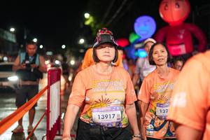 BIB: 132, 13917
                            <button type="button" onclick="openModal(28192398)" class="btn btn-primary btn-sm float-right btn-popup" data-toggle="modal" data-target=".modal-high-quality">
                        <i class="fas fa-shopping-cart"></i> Add to Cart
                    </button>
                                            <button type="button" onclick="isThisMe(28192398, true)" class="btn btn-success btn-sm float-right btn-popup btn-isme hidden" data-toggle="tooltip" data-placement="bottom" title="นี่คือรูปของคุณใช่ไหม คลิกที่นี่เพื่อเอาเข้าอัลบั้ม">
                        <i class="fas fa-plus"></i> Add to album
                    </button>
                    <button type="button" onclick="isThisMe(28192398, false)" class="btn btn-warning btn-sm float-right btn-popup btn-isnotme hidden">
                        <i class="fas fa-ban"></i> Remove from album
                    </button>