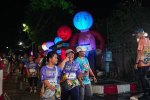 BIB: 740, 380, 4386
                            <button type="button" onclick="openModal(28191493)" class="btn btn-primary btn-sm float-right btn-popup" data-toggle="modal" data-target=".modal-high-quality">
                        <i class="fas fa-shopping-cart"></i> Add to Cart
                    </button>
                                            <button type="button" onclick="isThisMe(28191493, true)" class="btn btn-success btn-sm float-right btn-popup btn-isme hidden" data-toggle="tooltip" data-placement="bottom" title="นี่คือรูปของคุณใช่ไหม คลิกที่นี่เพื่อเอาเข้าอัลบั้ม">
                        <i class="fas fa-plus"></i> Add to album
                    </button>
                    <button type="button" onclick="isThisMe(28191493, false)" class="btn btn-warning btn-sm float-right btn-popup btn-isnotme hidden">
                        <i class="fas fa-ban"></i> Remove from album
                    </button>