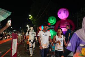 BIB: 15246, 15244
                            <button type="button" onclick="openModal(28182877)" class="btn btn-primary btn-sm float-right btn-popup" data-toggle="modal" data-target=".modal-high-quality">
                        <i class="fas fa-shopping-cart"></i> Add to Cart
                    </button>
                                            <button type="button" onclick="isThisMe(28182877, true)" class="btn btn-success btn-sm float-right btn-popup btn-isme hidden" data-toggle="tooltip" data-placement="bottom" title="นี่คือรูปของคุณใช่ไหม คลิกที่นี่เพื่อเอาเข้าอัลบั้ม">
                        <i class="fas fa-plus"></i> Add to album
                    </button>
                    <button type="button" onclick="isThisMe(28182877, false)" class="btn btn-warning btn-sm float-right btn-popup btn-isnotme hidden">
                        <i class="fas fa-ban"></i> Remove from album
                    </button>