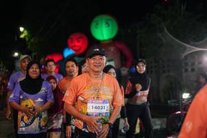 BIB: 14031
                            <button type="button" onclick="openModal(28183134)" class="btn btn-primary btn-sm float-right btn-popup" data-toggle="modal" data-target=".modal-high-quality">
                        <i class="fas fa-shopping-cart"></i> Add to Cart
                    </button>
                                            <button type="button" onclick="isThisMe(28183134, true)" class="btn btn-success btn-sm float-right btn-popup btn-isme hidden" data-toggle="tooltip" data-placement="bottom" title="นี่คือรูปของคุณใช่ไหม คลิกที่นี่เพื่อเอาเข้าอัลบั้ม">
                        <i class="fas fa-plus"></i> Add to album
                    </button>
                    <button type="button" onclick="isThisMe(28183134, false)" class="btn btn-warning btn-sm float-right btn-popup btn-isnotme hidden">
                        <i class="fas fa-ban"></i> Remove from album
                    </button>