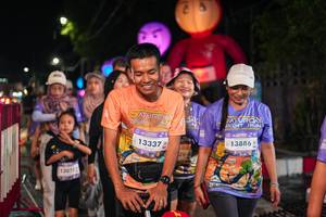 BIB: 13072, 13337, 13886
                            <button type="button" onclick="openModal(28192366)" class="btn btn-primary btn-sm float-right btn-popup" data-toggle="modal" data-target=".modal-high-quality">
                        <i class="fas fa-shopping-cart"></i> Add to Cart
                    </button>
                                            <button type="button" onclick="isThisMe(28192366, true)" class="btn btn-success btn-sm float-right btn-popup btn-isme hidden" data-toggle="tooltip" data-placement="bottom" title="นี่คือรูปของคุณใช่ไหม คลิกที่นี่เพื่อเอาเข้าอัลบั้ม">
                        <i class="fas fa-plus"></i> Add to album
                    </button>
                    <button type="button" onclick="isThisMe(28192366, false)" class="btn btn-warning btn-sm float-right btn-popup btn-isnotme hidden">
                        <i class="fas fa-ban"></i> Remove from album
                    </button>