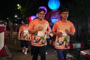 BIB: 15230, 228
                            <button type="button" onclick="openModal(28192238)" class="btn btn-primary btn-sm float-right btn-popup" data-toggle="modal" data-target=".modal-high-quality">
                        <i class="fas fa-shopping-cart"></i> Add to Cart
                    </button>
                                            <button type="button" onclick="isThisMe(28192238, true)" class="btn btn-success btn-sm float-right btn-popup btn-isme hidden" data-toggle="tooltip" data-placement="bottom" title="นี่คือรูปของคุณใช่ไหม คลิกที่นี่เพื่อเอาเข้าอัลบั้ม">
                        <i class="fas fa-plus"></i> Add to album
                    </button>
                    <button type="button" onclick="isThisMe(28192238, false)" class="btn btn-warning btn-sm float-right btn-popup btn-isnotme hidden">
                        <i class="fas fa-ban"></i> Remove from album
                    </button>