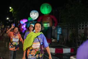 BIB: 13561, 15009, 3495
                            <button type="button" onclick="openModal(28183050)" class="btn btn-primary btn-sm float-right btn-popup" data-toggle="modal" data-target=".modal-high-quality">
                        <i class="fas fa-shopping-cart"></i> Add to Cart
                    </button>
                                            <button type="button" onclick="isThisMe(28183050, true)" class="btn btn-success btn-sm float-right btn-popup btn-isme hidden" data-toggle="tooltip" data-placement="bottom" title="นี่คือรูปของคุณใช่ไหม คลิกที่นี่เพื่อเอาเข้าอัลบั้ม">
                        <i class="fas fa-plus"></i> Add to album
                    </button>
                    <button type="button" onclick="isThisMe(28183050, false)" class="btn btn-warning btn-sm float-right btn-popup btn-isnotme hidden">
                        <i class="fas fa-ban"></i> Remove from album
                    </button>