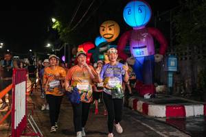 BIB: 13267, 15174, 13717
                            <button type="button" onclick="openModal(28192469)" class="btn btn-primary btn-sm float-right btn-popup" data-toggle="modal" data-target=".modal-high-quality">
                        <i class="fas fa-shopping-cart"></i> Add to Cart
                    </button>
                                            <button type="button" onclick="isThisMe(28192469, true)" class="btn btn-success btn-sm float-right btn-popup btn-isme hidden" data-toggle="tooltip" data-placement="bottom" title="นี่คือรูปของคุณใช่ไหม คลิกที่นี่เพื่อเอาเข้าอัลบั้ม">
                        <i class="fas fa-plus"></i> Add to album
                    </button>
                    <button type="button" onclick="isThisMe(28192469, false)" class="btn btn-warning btn-sm float-right btn-popup btn-isnotme hidden">
                        <i class="fas fa-ban"></i> Remove from album
                    </button>