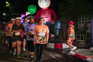 BIB: 15104, 1884, 13981
                            <button type="button" onclick="openModal(28192271)" class="btn btn-primary btn-sm float-right btn-popup" data-toggle="modal" data-target=".modal-high-quality">
                        <i class="fas fa-shopping-cart"></i> Add to Cart
                    </button>
                                            <button type="button" onclick="isThisMe(28192271, true)" class="btn btn-success btn-sm float-right btn-popup btn-isme hidden" data-toggle="tooltip" data-placement="bottom" title="นี่คือรูปของคุณใช่ไหม คลิกที่นี่เพื่อเอาเข้าอัลบั้ม">
                        <i class="fas fa-plus"></i> Add to album
                    </button>
                    <button type="button" onclick="isThisMe(28192271, false)" class="btn btn-warning btn-sm float-right btn-popup btn-isnotme hidden">
                        <i class="fas fa-ban"></i> Remove from album
                    </button>
