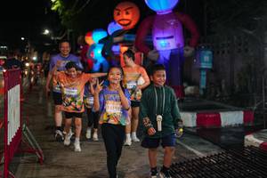 BIB: 13294, 15199
                            <button type="button" onclick="openModal(28183004)" class="btn btn-primary btn-sm float-right btn-popup" data-toggle="modal" data-target=".modal-high-quality">
                        <i class="fas fa-shopping-cart"></i> Add to Cart
                    </button>
                                            <button type="button" onclick="isThisMe(28183004, true)" class="btn btn-success btn-sm float-right btn-popup btn-isme hidden" data-toggle="tooltip" data-placement="bottom" title="นี่คือรูปของคุณใช่ไหม คลิกที่นี่เพื่อเอาเข้าอัลบั้ม">
                        <i class="fas fa-plus"></i> Add to album
                    </button>
                    <button type="button" onclick="isThisMe(28183004, false)" class="btn btn-warning btn-sm float-right btn-popup btn-isnotme hidden">
                        <i class="fas fa-ban"></i> Remove from album
                    </button>