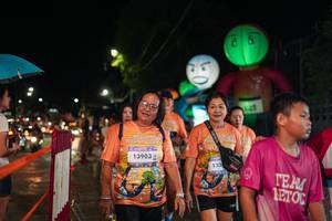 BIB: 13903, 132
                            <button type="button" onclick="openModal(28191569)" class="btn btn-primary btn-sm float-right btn-popup" data-toggle="modal" data-target=".modal-high-quality">
                        <i class="fas fa-shopping-cart"></i> Add to Cart
                    </button>
                                            <button type="button" onclick="isThisMe(28191569, true)" class="btn btn-success btn-sm float-right btn-popup btn-isme hidden" data-toggle="tooltip" data-placement="bottom" title="นี่คือรูปของคุณใช่ไหม คลิกที่นี่เพื่อเอาเข้าอัลบั้ม">
                        <i class="fas fa-plus"></i> Add to album
                    </button>
                    <button type="button" onclick="isThisMe(28191569, false)" class="btn btn-warning btn-sm float-right btn-popup btn-isnotme hidden">
                        <i class="fas fa-ban"></i> Remove from album
                    </button>