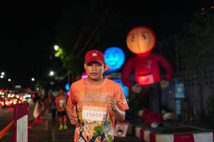 BIB: 15054
                            <button type="button" onclick="openModal(28191992)" class="btn btn-primary btn-sm float-right btn-popup" data-toggle="modal" data-target=".modal-high-quality">
                        <i class="fas fa-shopping-cart"></i> Add to Cart
                    </button>
                                            <button type="button" onclick="isThisMe(28191992, true)" class="btn btn-success btn-sm float-right btn-popup btn-isme hidden" data-toggle="tooltip" data-placement="bottom" title="นี่คือรูปของคุณใช่ไหม คลิกที่นี่เพื่อเอาเข้าอัลบั้ม">
                        <i class="fas fa-plus"></i> Add to album
                    </button>
                    <button type="button" onclick="isThisMe(28191992, false)" class="btn btn-warning btn-sm float-right btn-popup btn-isnotme hidden">
                        <i class="fas fa-ban"></i> Remove from album
                    </button>