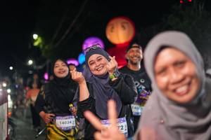BIB: 140345, 140
                            <button type="button" onclick="openModal(28192119)" class="btn btn-primary btn-sm float-right btn-popup" data-toggle="modal" data-target=".modal-high-quality">
                        <i class="fas fa-shopping-cart"></i> Add to Cart
                    </button>
                                            <button type="button" onclick="isThisMe(28192119, true)" class="btn btn-success btn-sm float-right btn-popup btn-isme hidden" data-toggle="tooltip" data-placement="bottom" title="นี่คือรูปของคุณใช่ไหม คลิกที่นี่เพื่อเอาเข้าอัลบั้ม">
                        <i class="fas fa-plus"></i> Add to album
                    </button>
                    <button type="button" onclick="isThisMe(28192119, false)" class="btn btn-warning btn-sm float-right btn-popup btn-isnotme hidden">
                        <i class="fas fa-ban"></i> Remove from album
                    </button>