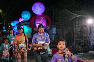 BIB: 13263, 14310
                            <button type="button" onclick="openModal(28182988)" class="btn btn-primary btn-sm float-right btn-popup" data-toggle="modal" data-target=".modal-high-quality">
                        <i class="fas fa-shopping-cart"></i> Add to Cart
                    </button>
                                            <button type="button" onclick="isThisMe(28182988, true)" class="btn btn-success btn-sm float-right btn-popup btn-isme hidden" data-toggle="tooltip" data-placement="bottom" title="นี่คือรูปของคุณใช่ไหม คลิกที่นี่เพื่อเอาเข้าอัลบั้ม">
                        <i class="fas fa-plus"></i> Add to album
                    </button>
                    <button type="button" onclick="isThisMe(28182988, false)" class="btn btn-warning btn-sm float-right btn-popup btn-isnotme hidden">
                        <i class="fas fa-ban"></i> Remove from album
                    </button>