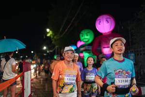 BIB: 13530, 13144, 13180
                            <button type="button" onclick="openModal(28191840)" class="btn btn-primary btn-sm float-right btn-popup" data-toggle="modal" data-target=".modal-high-quality">
                        <i class="fas fa-shopping-cart"></i> Add to Cart
                    </button>
                                            <button type="button" onclick="isThisMe(28191840, true)" class="btn btn-success btn-sm float-right btn-popup btn-isme hidden" data-toggle="tooltip" data-placement="bottom" title="นี่คือรูปของคุณใช่ไหม คลิกที่นี่เพื่อเอาเข้าอัลบั้ม">
                        <i class="fas fa-plus"></i> Add to album
                    </button>
                    <button type="button" onclick="isThisMe(28191840, false)" class="btn btn-warning btn-sm float-right btn-popup btn-isnotme hidden">
                        <i class="fas fa-ban"></i> Remove from album
                    </button>