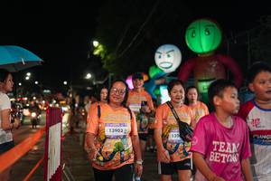 BIB: 13903, 1324, 329
                            <button type="button" onclick="openModal(28191574)" class="btn btn-primary btn-sm float-right btn-popup" data-toggle="modal" data-target=".modal-high-quality">
                        <i class="fas fa-shopping-cart"></i> Add to Cart
                    </button>
                                            <button type="button" onclick="isThisMe(28191574, true)" class="btn btn-success btn-sm float-right btn-popup btn-isme hidden" data-toggle="tooltip" data-placement="bottom" title="นี่คือรูปของคุณใช่ไหม คลิกที่นี่เพื่อเอาเข้าอัลบั้ม">
                        <i class="fas fa-plus"></i> Add to album
                    </button>
                    <button type="button" onclick="isThisMe(28191574, false)" class="btn btn-warning btn-sm float-right btn-popup btn-isnotme hidden">
                        <i class="fas fa-ban"></i> Remove from album
                    </button>