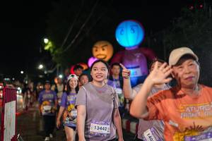 BIB: 13442, 140
                            <button type="button" onclick="openModal(28191916)" class="btn btn-primary btn-sm float-right btn-popup" data-toggle="modal" data-target=".modal-high-quality">
                        <i class="fas fa-shopping-cart"></i> Add to Cart
                    </button>
                                            <button type="button" onclick="isThisMe(28191916, true)" class="btn btn-success btn-sm float-right btn-popup btn-isme hidden" data-toggle="tooltip" data-placement="bottom" title="นี่คือรูปของคุณใช่ไหม คลิกที่นี่เพื่อเอาเข้าอัลบั้ม">
                        <i class="fas fa-plus"></i> Add to album
                    </button>
                    <button type="button" onclick="isThisMe(28191916, false)" class="btn btn-warning btn-sm float-right btn-popup btn-isnotme hidden">
                        <i class="fas fa-ban"></i> Remove from album
                    </button>