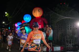 BIB: 5156, 13873
                            <button type="button" onclick="openModal(28182718)" class="btn btn-primary btn-sm float-right btn-popup" data-toggle="modal" data-target=".modal-high-quality">
                        <i class="fas fa-shopping-cart"></i> Add to Cart
                    </button>
                                            <button type="button" onclick="isThisMe(28182718, true)" class="btn btn-success btn-sm float-right btn-popup btn-isme hidden" data-toggle="tooltip" data-placement="bottom" title="นี่คือรูปของคุณใช่ไหม คลิกที่นี่เพื่อเอาเข้าอัลบั้ม">
                        <i class="fas fa-plus"></i> Add to album
                    </button>
                    <button type="button" onclick="isThisMe(28182718, false)" class="btn btn-warning btn-sm float-right btn-popup btn-isnotme hidden">
                        <i class="fas fa-ban"></i> Remove from album
                    </button>