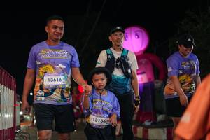 BIB: 13616, 13136
                            <button type="button" onclick="openModal(28190494)" class="btn btn-primary btn-sm float-right btn-popup" data-toggle="modal" data-target=".modal-high-quality">
                        <i class="fas fa-shopping-cart"></i> Add to Cart
                    </button>
                                            <button type="button" onclick="isThisMe(28190494, true)" class="btn btn-success btn-sm float-right btn-popup btn-isme hidden" data-toggle="tooltip" data-placement="bottom" title="นี่คือรูปของคุณใช่ไหม คลิกที่นี่เพื่อเอาเข้าอัลบั้ม">
                        <i class="fas fa-plus"></i> Add to album
                    </button>
                    <button type="button" onclick="isThisMe(28190494, false)" class="btn btn-warning btn-sm float-right btn-popup btn-isnotme hidden">
                        <i class="fas fa-ban"></i> Remove from album
                    </button>