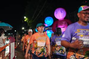 BIB: 15092, 1424, 408
                            <button type="button" onclick="openModal(28191786)" class="btn btn-primary btn-sm float-right btn-popup" data-toggle="modal" data-target=".modal-high-quality">
                        <i class="fas fa-shopping-cart"></i> Add to Cart
                    </button>
                                            <button type="button" onclick="isThisMe(28191786, true)" class="btn btn-success btn-sm float-right btn-popup btn-isme hidden" data-toggle="tooltip" data-placement="bottom" title="นี่คือรูปของคุณใช่ไหม คลิกที่นี่เพื่อเอาเข้าอัลบั้ม">
                        <i class="fas fa-plus"></i> Add to album
                    </button>
                    <button type="button" onclick="isThisMe(28191786, false)" class="btn btn-warning btn-sm float-right btn-popup btn-isnotme hidden">
                        <i class="fas fa-ban"></i> Remove from album
                    </button>