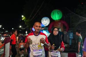 BIB: 14009, 14365
                            <button type="button" onclick="openModal(28182777)" class="btn btn-primary btn-sm float-right btn-popup" data-toggle="modal" data-target=".modal-high-quality">
                        <i class="fas fa-shopping-cart"></i> Add to Cart
                    </button>
                                            <button type="button" onclick="isThisMe(28182777, true)" class="btn btn-success btn-sm float-right btn-popup btn-isme hidden" data-toggle="tooltip" data-placement="bottom" title="นี่คือรูปของคุณใช่ไหม คลิกที่นี่เพื่อเอาเข้าอัลบั้ม">
                        <i class="fas fa-plus"></i> Add to album
                    </button>
                    <button type="button" onclick="isThisMe(28182777, false)" class="btn btn-warning btn-sm float-right btn-popup btn-isnotme hidden">
                        <i class="fas fa-ban"></i> Remove from album
                    </button>
