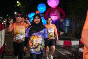 BIB: 13256, 13426, 15165
                            <button type="button" onclick="openModal(28192291)" class="btn btn-primary btn-sm float-right btn-popup" data-toggle="modal" data-target=".modal-high-quality">
                        <i class="fas fa-shopping-cart"></i> Add to Cart
                    </button>
                                            <button type="button" onclick="isThisMe(28192291, true)" class="btn btn-success btn-sm float-right btn-popup btn-isme hidden" data-toggle="tooltip" data-placement="bottom" title="นี่คือรูปของคุณใช่ไหม คลิกที่นี่เพื่อเอาเข้าอัลบั้ม">
                        <i class="fas fa-plus"></i> Add to album
                    </button>
                    <button type="button" onclick="isThisMe(28192291, false)" class="btn btn-warning btn-sm float-right btn-popup btn-isnotme hidden">
                        <i class="fas fa-ban"></i> Remove from album
                    </button>