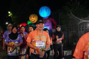 BIB: 14031
                            <button type="button" onclick="openModal(28183130)" class="btn btn-primary btn-sm float-right btn-popup" data-toggle="modal" data-target=".modal-high-quality">
                        <i class="fas fa-shopping-cart"></i> Add to Cart
                    </button>
                                            <button type="button" onclick="isThisMe(28183130, true)" class="btn btn-success btn-sm float-right btn-popup btn-isme hidden" data-toggle="tooltip" data-placement="bottom" title="นี่คือรูปของคุณใช่ไหม คลิกที่นี่เพื่อเอาเข้าอัลบั้ม">
                        <i class="fas fa-plus"></i> Add to album
                    </button>
                    <button type="button" onclick="isThisMe(28183130, false)" class="btn btn-warning btn-sm float-right btn-popup btn-isnotme hidden">
                        <i class="fas fa-ban"></i> Remove from album
                    </button>