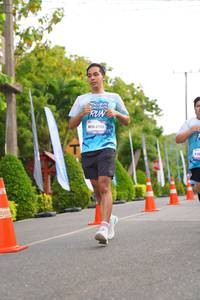 BIB: 2133
                            <button type="button" onclick="openModal(6198363)" class="btn btn-primary btn-sm float-right btn-popup" data-toggle="modal" data-target=".modal-high-quality">
                        <i class="fas fa-shopping-cart"></i> Add to Cart
                    </button>
                                            <button type="button" onclick="isThisMe(6198363, true)" class="btn btn-success btn-sm float-right btn-popup btn-isme hidden" data-toggle="tooltip" data-placement="bottom" title="นี่คือรูปของคุณใช่ไหม คลิกที่นี่เพื่อเอาเข้าอัลบั้ม">
                        <i class="fas fa-plus"></i> Add to album
                    </button>
                    <button type="button" onclick="isThisMe(6198363, false)" class="btn btn-warning btn-sm float-right btn-popup btn-isnotme hidden">
                        <i class="fas fa-ban"></i> Remove from album
                    </button>