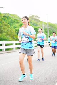 BIB: 1045
                            <button type="button" onclick="openModal(6188021)" class="btn btn-primary btn-sm float-right btn-popup" data-toggle="modal" data-target=".modal-high-quality">
                        <i class="fas fa-shopping-cart"></i> Add to Cart
                    </button>
                                            <button type="button" onclick="isThisMe(6188021, true)" class="btn btn-success btn-sm float-right btn-popup btn-isme hidden" data-toggle="tooltip" data-placement="bottom" title="นี่คือรูปของคุณใช่ไหม คลิกที่นี่เพื่อเอาเข้าอัลบั้ม">
                        <i class="fas fa-plus"></i> Add to album
                    </button>
                    <button type="button" onclick="isThisMe(6188021, false)" class="btn btn-warning btn-sm float-right btn-popup btn-isnotme hidden">
                        <i class="fas fa-ban"></i> Remove from album
                    </button>