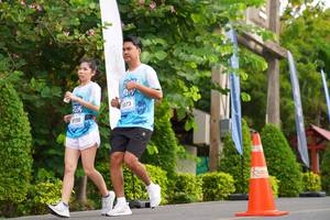 BIB: 373, 5150
                            <button type="button" onclick="openModal(6198882)" class="btn btn-primary btn-sm float-right btn-popup" data-toggle="modal" data-target=".modal-high-quality">
                        <i class="fas fa-shopping-cart"></i> Add to Cart
                    </button>
                                            <button type="button" onclick="isThisMe(6198882, true)" class="btn btn-success btn-sm float-right btn-popup btn-isme hidden" data-toggle="tooltip" data-placement="bottom" title="นี่คือรูปของคุณใช่ไหม คลิกที่นี่เพื่อเอาเข้าอัลบั้ม">
                        <i class="fas fa-plus"></i> Add to album
                    </button>
                    <button type="button" onclick="isThisMe(6198882, false)" class="btn btn-warning btn-sm float-right btn-popup btn-isnotme hidden">
                        <i class="fas fa-ban"></i> Remove from album
                    </button>