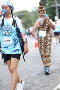 BIB: 5292
                            <button type="button" onclick="openModal(6203997)" class="btn btn-primary btn-sm float-right btn-popup" data-toggle="modal" data-target=".modal-high-quality">
                        <i class="fas fa-shopping-cart"></i> Add to Cart
                    </button>
                                            <button type="button" onclick="isThisMe(6203997, true)" class="btn btn-success btn-sm float-right btn-popup btn-isme hidden" data-toggle="tooltip" data-placement="bottom" title="นี่คือรูปของคุณใช่ไหม คลิกที่นี่เพื่อเอาเข้าอัลบั้ม">
                        <i class="fas fa-plus"></i> Add to album
                    </button>
                    <button type="button" onclick="isThisMe(6203997, false)" class="btn btn-warning btn-sm float-right btn-popup btn-isnotme hidden">
                        <i class="fas fa-ban"></i> Remove from album
                    </button>