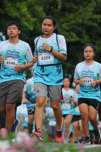 BIB: 5209, 6140, 6141
                            <button type="button" onclick="openModal(6176233)" class="btn btn-primary btn-sm float-right btn-popup" data-toggle="modal" data-target=".modal-high-quality">
                        <i class="fas fa-shopping-cart"></i> Add to Cart
                    </button>
                                            <button type="button" onclick="isThisMe(6176233, true)" class="btn btn-success btn-sm float-right btn-popup btn-isme hidden" data-toggle="tooltip" data-placement="bottom" title="นี่คือรูปของคุณใช่ไหม คลิกที่นี่เพื่อเอาเข้าอัลบั้ม">
                        <i class="fas fa-plus"></i> Add to album
                    </button>
                    <button type="button" onclick="isThisMe(6176233, false)" class="btn btn-warning btn-sm float-right btn-popup btn-isnotme hidden">
                        <i class="fas fa-ban"></i> Remove from album
                    </button>