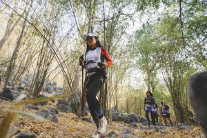 BIB: 7223, 
                            <button type="button" onclick="openModal(7239374)" class="btn btn-primary btn-sm float-right btn-popup" data-toggle="modal" data-target=".modal-high-quality">
                        <i class="fas fa-shopping-cart"></i> Add to Cart
                    </button>
                                            <button type="button" onclick="isThisMe(7239374, true)" class="btn btn-success btn-sm float-right btn-popup btn-isme hidden" data-toggle="tooltip" data-placement="bottom" title="นี่คือรูปของคุณใช่ไหม คลิกที่นี่เพื่อเอาเข้าอัลบั้ม">
                        <i class="fas fa-plus"></i> Add to album
                    </button>
                    <button type="button" onclick="isThisMe(7239374, false)" class="btn btn-warning btn-sm float-right btn-popup btn-isnotme hidden">
                        <i class="fas fa-ban"></i> Remove from album
                    </button>