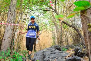 BIB: 9320
                            <button type="button" onclick="openModal(7184466)" class="btn btn-primary btn-sm float-right btn-popup" data-toggle="modal" data-target=".modal-high-quality">
                        <i class="fas fa-shopping-cart"></i> Add to Cart
                    </button>
                                            <button type="button" onclick="isThisMe(7184466, true)" class="btn btn-success btn-sm float-right btn-popup btn-isme hidden" data-toggle="tooltip" data-placement="bottom" title="นี่คือรูปของคุณใช่ไหม คลิกที่นี่เพื่อเอาเข้าอัลบั้ม">
                        <i class="fas fa-plus"></i> Add to album
                    </button>
                    <button type="button" onclick="isThisMe(7184466, false)" class="btn btn-warning btn-sm float-right btn-popup btn-isnotme hidden">
                        <i class="fas fa-ban"></i> Remove from album
                    </button>