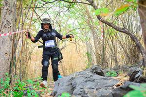 BIB: 7020
                            <button type="button" onclick="openModal(7183189)" class="btn btn-primary btn-sm float-right btn-popup" data-toggle="modal" data-target=".modal-high-quality">
                        <i class="fas fa-shopping-cart"></i> Add to Cart
                    </button>
                                            <button type="button" onclick="isThisMe(7183189, true)" class="btn btn-success btn-sm float-right btn-popup btn-isme hidden" data-toggle="tooltip" data-placement="bottom" title="นี่คือรูปของคุณใช่ไหม คลิกที่นี่เพื่อเอาเข้าอัลบั้ม">
                        <i class="fas fa-plus"></i> Add to album
                    </button>
                    <button type="button" onclick="isThisMe(7183189, false)" class="btn btn-warning btn-sm float-right btn-popup btn-isnotme hidden">
                        <i class="fas fa-ban"></i> Remove from album
                    </button>