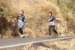 BIB: 
                            <button type="button" onclick="openModal(7184600)" class="btn btn-primary btn-sm float-right btn-popup" data-toggle="modal" data-target=".modal-high-quality">
                        <i class="fas fa-shopping-cart"></i> Add to Cart
                    </button>
                                            <button type="button" onclick="isThisMe(7184600, true)" class="btn btn-success btn-sm float-right btn-popup btn-isme hidden" data-toggle="tooltip" data-placement="bottom" title="นี่คือรูปของคุณใช่ไหม คลิกที่นี่เพื่อเอาเข้าอัลบั้ม">
                        <i class="fas fa-plus"></i> Add to album
                    </button>
                    <button type="button" onclick="isThisMe(7184600, false)" class="btn btn-warning btn-sm float-right btn-popup btn-isnotme hidden">
                        <i class="fas fa-ban"></i> Remove from album
                    </button>