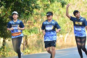 BIB: 9244, 7379, 724
                            <button type="button" onclick="openModal(7191957)" class="btn btn-primary btn-sm float-right btn-popup" data-toggle="modal" data-target=".modal-high-quality">
                        <i class="fas fa-shopping-cart"></i> Add to Cart
                    </button>
                                            <button type="button" onclick="isThisMe(7191957, true)" class="btn btn-success btn-sm float-right btn-popup btn-isme hidden" data-toggle="tooltip" data-placement="bottom" title="นี่คือรูปของคุณใช่ไหม คลิกที่นี่เพื่อเอาเข้าอัลบั้ม">
                        <i class="fas fa-plus"></i> Add to album
                    </button>
                    <button type="button" onclick="isThisMe(7191957, false)" class="btn btn-warning btn-sm float-right btn-popup btn-isnotme hidden">
                        <i class="fas fa-ban"></i> Remove from album
                    </button>