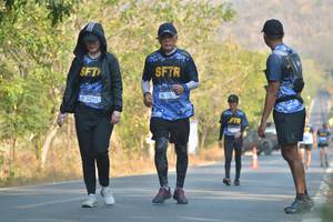 BIB: 742, 2238
                            <button type="button" onclick="openModal(7172898)" class="btn btn-primary btn-sm float-right btn-popup" data-toggle="modal" data-target=".modal-high-quality">
                        <i class="fas fa-shopping-cart"></i> Add to Cart
                    </button>
                                            <button type="button" onclick="isThisMe(7172898, true)" class="btn btn-success btn-sm float-right btn-popup btn-isme hidden" data-toggle="tooltip" data-placement="bottom" title="นี่คือรูปของคุณใช่ไหม คลิกที่นี่เพื่อเอาเข้าอัลบั้ม">
                        <i class="fas fa-plus"></i> Add to album
                    </button>
                    <button type="button" onclick="isThisMe(7172898, false)" class="btn btn-warning btn-sm float-right btn-popup btn-isnotme hidden">
                        <i class="fas fa-ban"></i> Remove from album
                    </button>